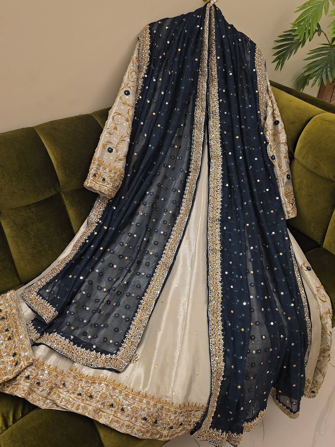 Midnight Pearl Luxury Ensemble - Image 4
